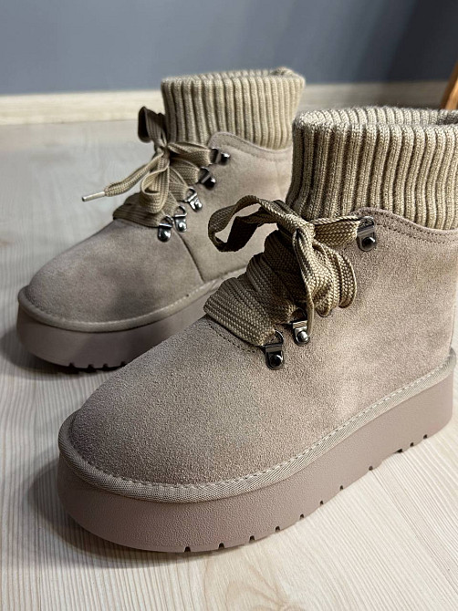 Угги женские Hengji 007-3 замшевые шнуровка с носком бежевые, 40, 25 см Киев - изображение 12