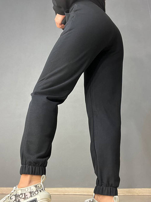 Штани жіночі Joggy 7631 спортивні джоггери трикотажні зі швом стрілкою попереду чорні, чорний, M Київ - фото 16