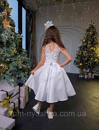 Белое нарядное платье для девочки с блестками Кривой Рог