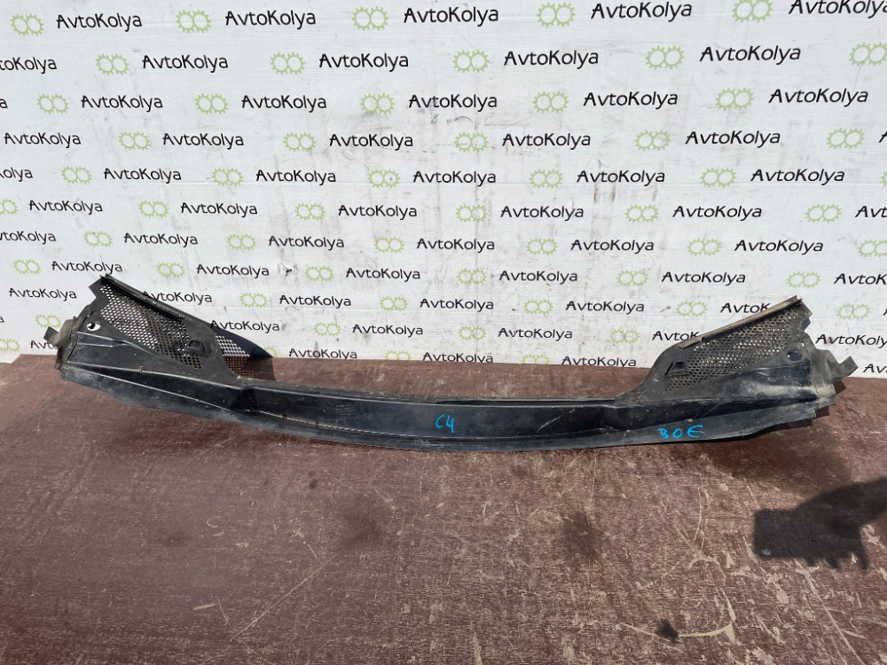 Пластик під лобове скло (жабо) Citroen C4 2004-2010 (96467935XT) Ковель - фото 1