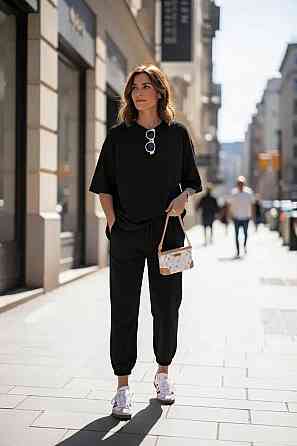 Жіночий повсякденний костюм футболка зі штанами Чорний 42/44 Харків