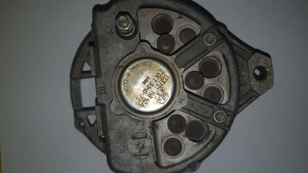 Крышка генератора с диодным мостом 17.3701 14В, 40А. СССР. Харьков - изображение 1