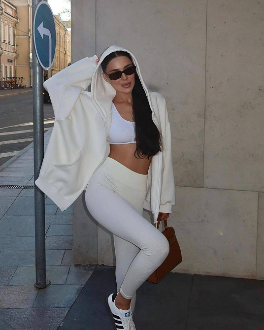 Женская теплая оверсайз кофта на молнии с капюшоном трехнить на флисе Одесса - изображение 1