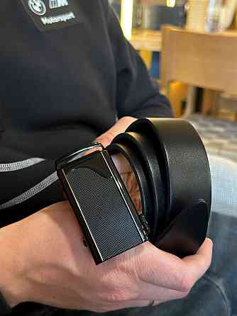 Мужской кожаный ремень с пряжкой автомат 8490 Киев