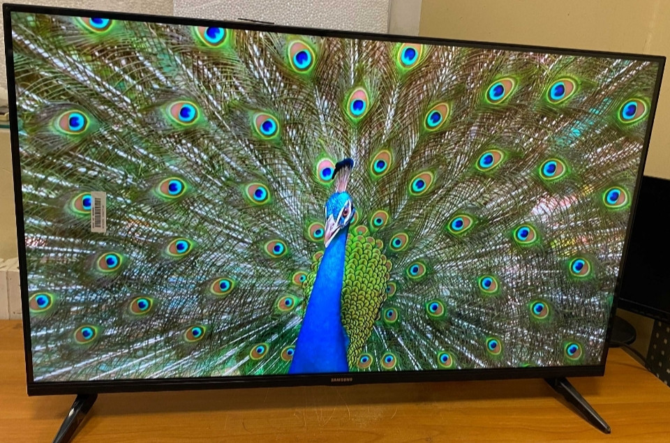 2023 ТОП телевізор 4К Samsung 40" Smart TV T2 Wi-Fi IPTV Корея Харків - фото 4