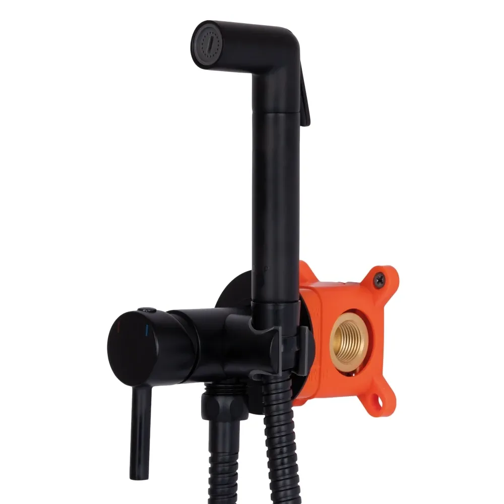 Набір для гігієнічного душу зі змішувачем Qtap Inspai-Varius BCR V00440001 чорний Київ - фото 2