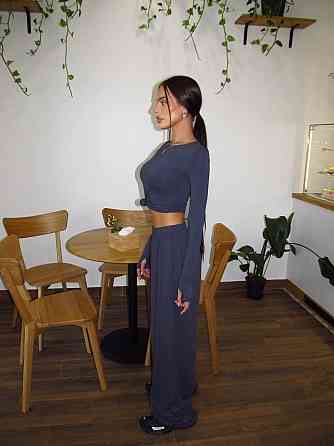 Жіночий базовий прогулянковий костюм двійка: лонгслів і штани турецька віскоза. Графіт, 42/46 Одеса