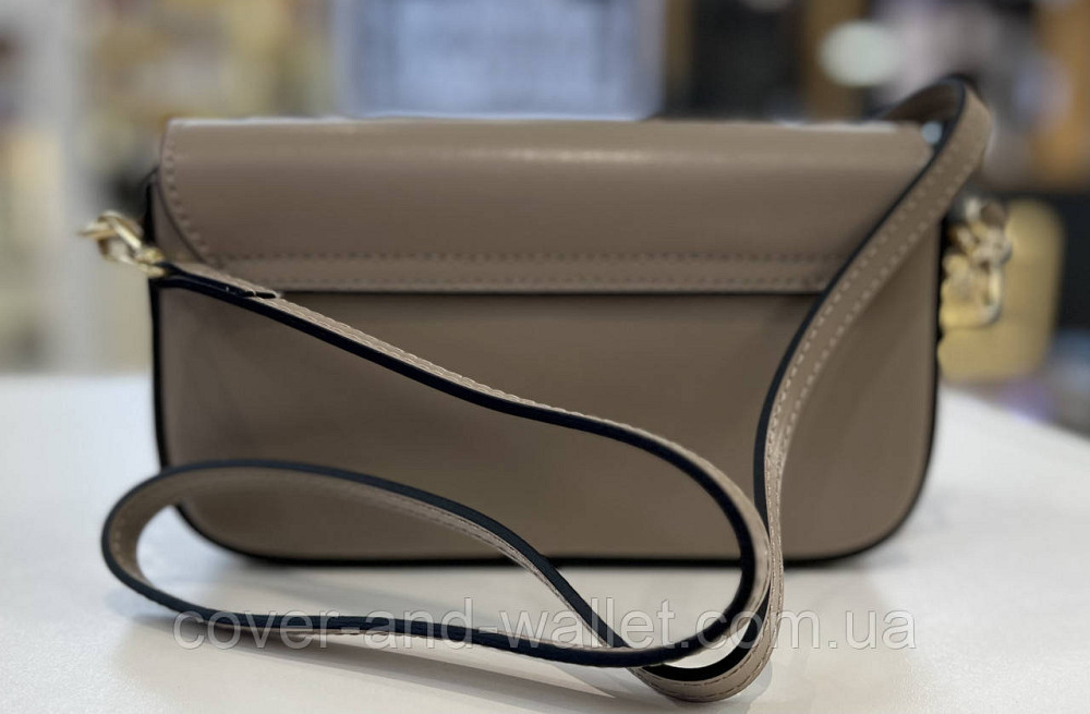 Маленька жіноча сумка в сіро-коричневому кольорі з гладкої шкіри Virginia Conti Київ - фото 11