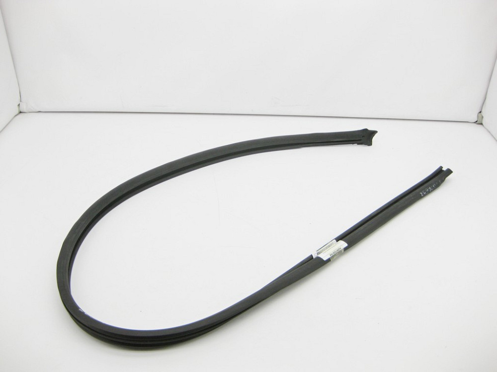 Mercedes-Benz  A2097200154 Ущільнювач над лівим опускним склом CLK C209 Одеса - фото 1