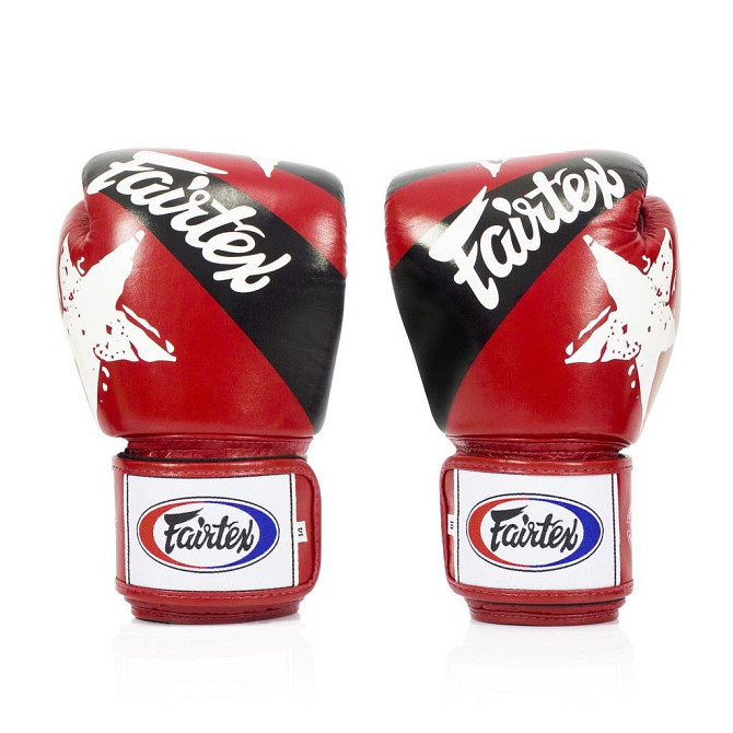 Боксерські рукавиці Fairtex BGV1 Nation Print Red 12 унцій (бинти в комплекті) Кам'янське - фото 3