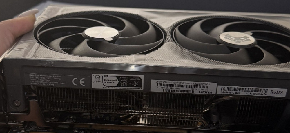 Видеокарта Sapphire Radeon RX 9070 16GB NITRO+ Харьков - изображение 2