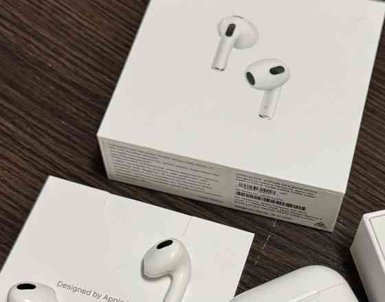 Оригінальні навушники AirPods 3 Lightning Charging Case Київ