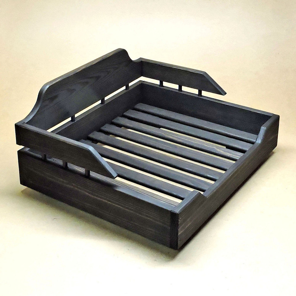 Лежак деревянный для собаки 