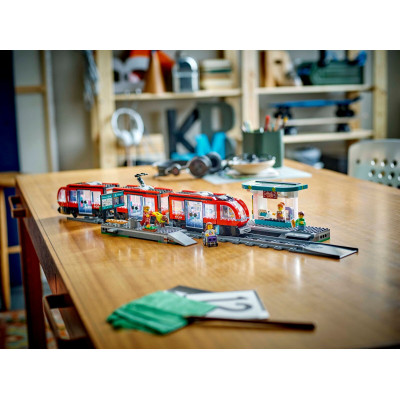 Конструктор LEGO City Трамвай і вокзал у центрі міста 811 деталей (60423) Вінниця - фото 5