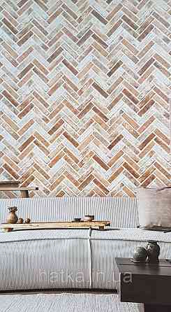 Шпалери вінілові на флізеліні AdaWall Roka 1.06х10 під паркет ялинкою структурні коричневі бежеві 23105-3 Київ