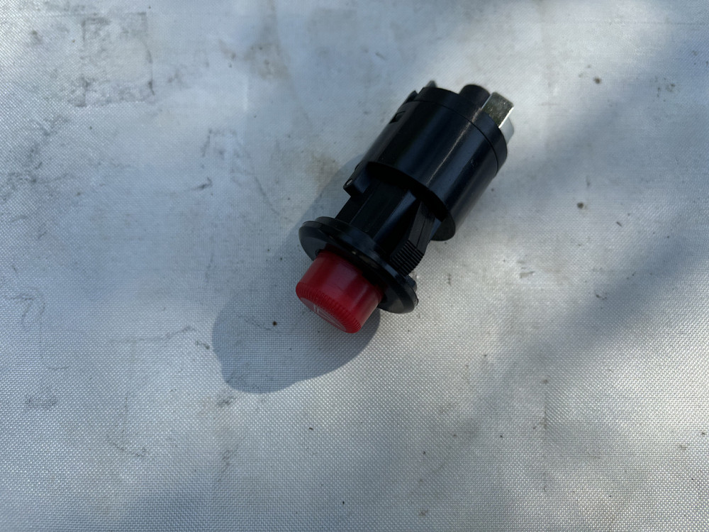 Выключатель аварийной сигнализации 12В. 249.3710-01. Харьков - изображение 1