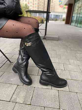 VLAMAX Стильні жіночі зимові чоботи шкіряні на низькому ходу чорні на хутрі C122 р. 36-41 Коломия