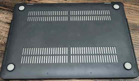 Ноутбук: MacBook Pro 13 (2020) 256Gb. 60 Цыклов ! Киев