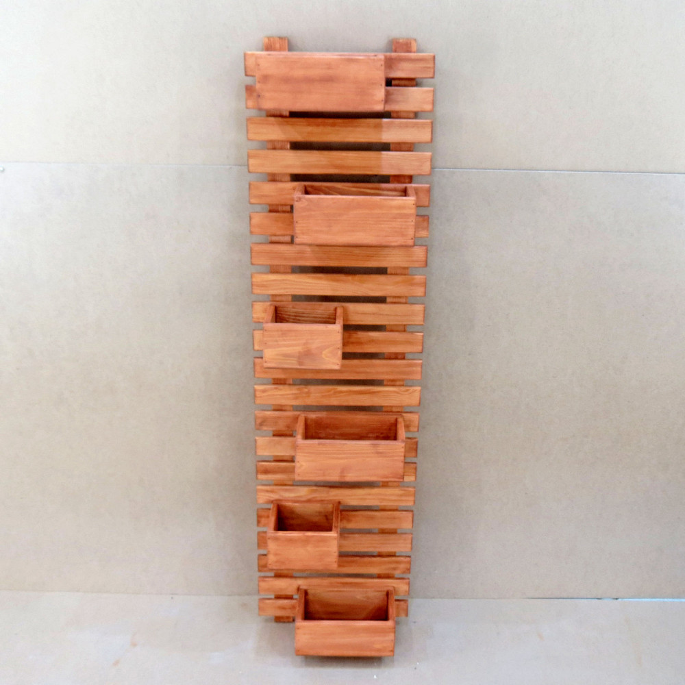 Полка настенная для цветов 