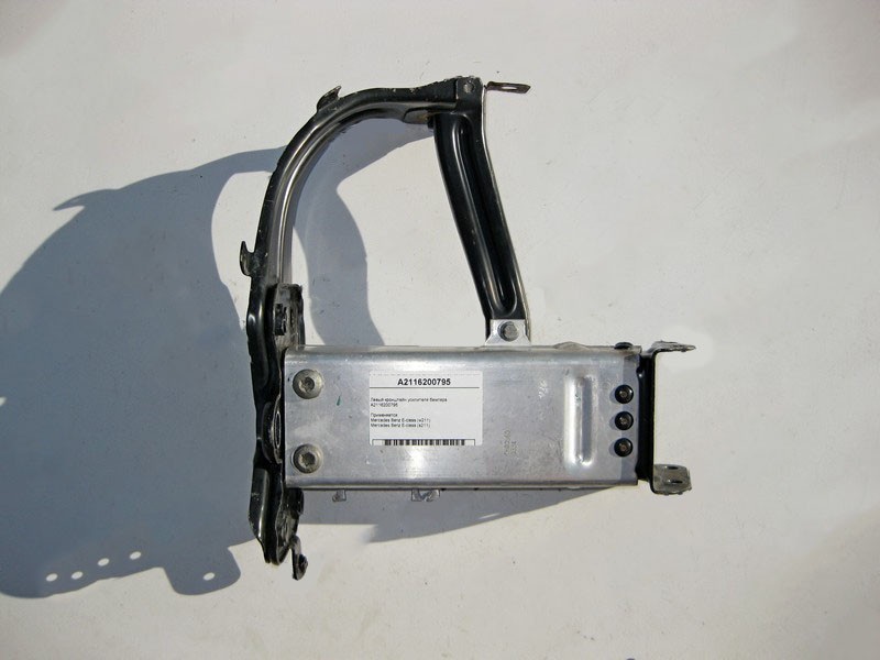 Mercedes-Benz  A2116200795 Лівий кронштейн підсилювача бампера E-Class W211 Одесса - изображение 1