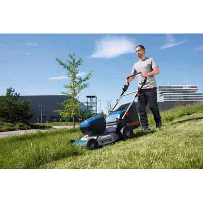 Газонокосарка Bosch GRA 18V2-460 18V, 46см, 60л, 30-70мм, 23кг (без АКБ та ЗП) (0.600.8C8.000) Вінниця