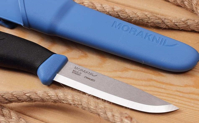 Туристичний Ніж з крісалом Morakniv "Companion Spark" Blue (13572) Неіржавка сталь Нововолинськ - фото 6