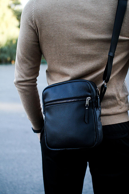 Сумка-мессенджер из натуральной зернистой кожи, сумка через плечо мужская (Черная) Сумы - изображение 1