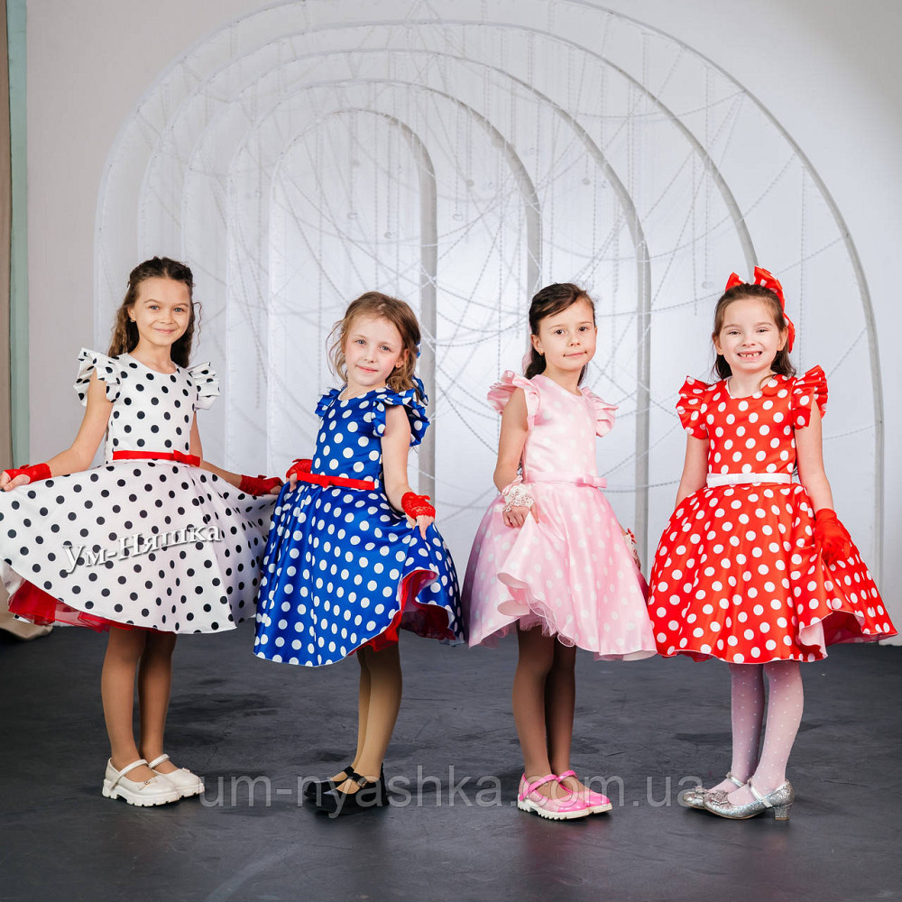 Пышное нарядное платье в ретро стиле 