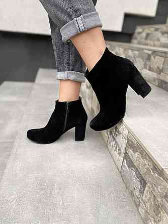 Nivelle Жіночі черевики NIVELLE чорні натуральна замша каблук 9см висота 10см (6093/8010-33) 39 Коломыя