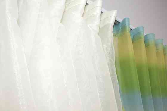 Кухонні шторки VR-Textil № 111к комбіновані молочний з оливково-жовтим та блакитним 400х170 см (52-0226) Київ