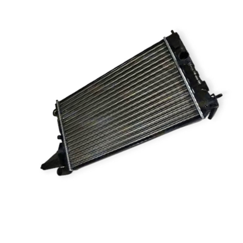 Радіатор двигуна Opel Vectra A 1.2-1.6i (88-95) охолодження Мукачево - фото 1