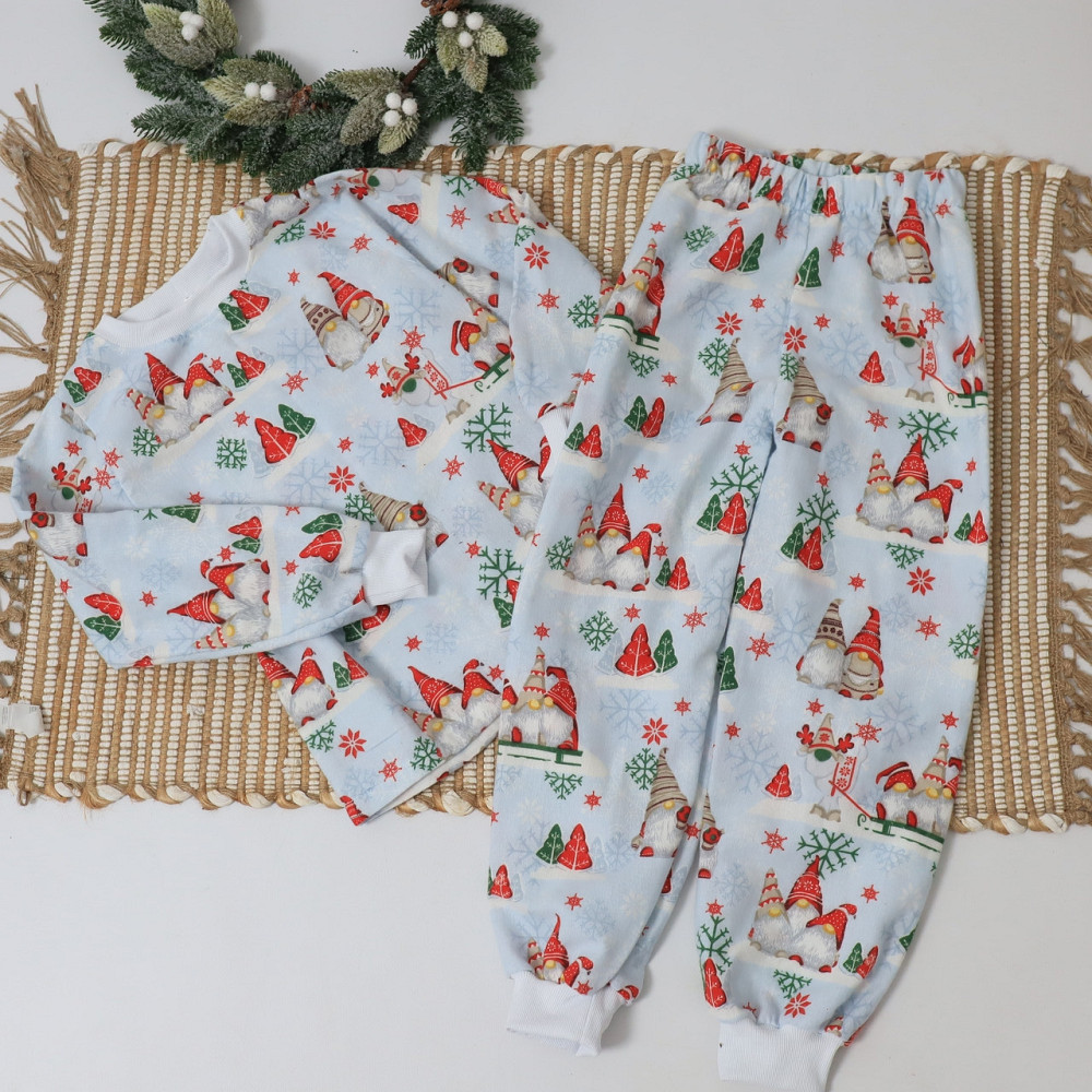 Хлопковая новогодняя детская пижама с гномами (свитшот + штаны) 116 Каменец-Подольский - изображение 1