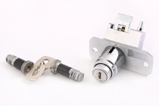 Замок багажника 2108 з циліндрами хром. ASR Вінниця