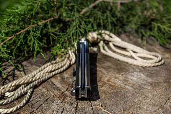 Нож складной Ruike Hussar P121-B Киев