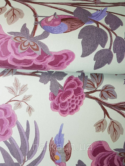 Шпалери флізелінові Decoprint екологічно чисті Daimon квіти листя гілки птиці рожеві сині на салатовому Київ - фото 1