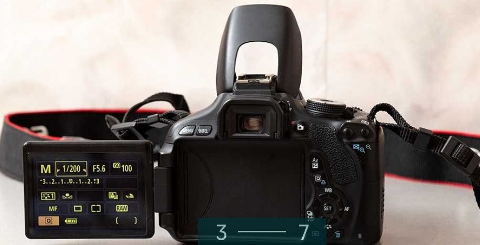 Фотоапарат Дзеркальний з Об'єктивом Canon EOS 600D Київ - фото 5