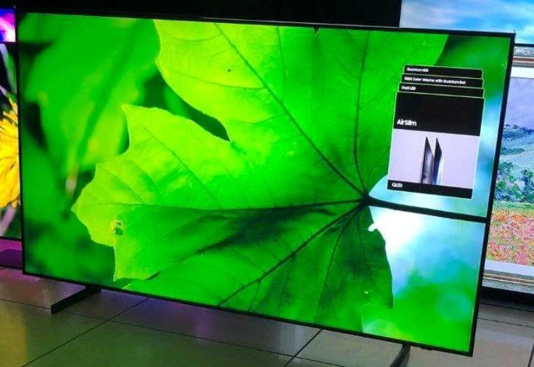 Безрамковий 55" (2022) QLED 4K Smart Samsung 55Q60B Харків - фото 2