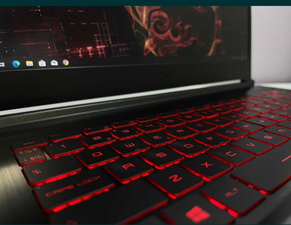 Ноутбук: MSI 15.6
