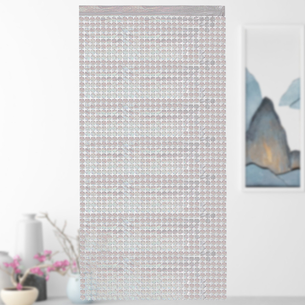 Дождик для фотозоны кубиками c голограммой 2 м на 1 м серебристый Киев - изображение 1