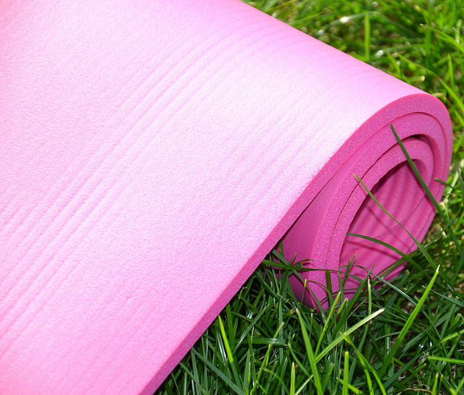 Килимок для йоги та фітнесу Power System PS-4017 NBR Fitness Yoga Mat Plus Pink (180х61х1) Каменское - изображение 9