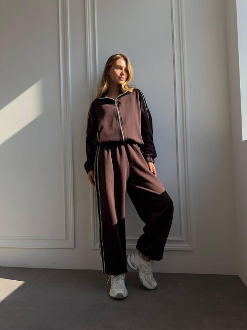 Жіночий стильний повсякденний костюм із тканини Lacoste Double Face Шоколад Одеса - фото 6