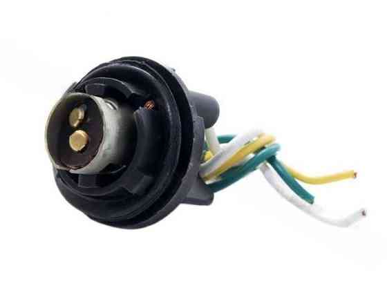 Патрон заднего фонаря LANOS  2-контакта тройной захват под автолампу  P21/5W   BAY15d Харьков