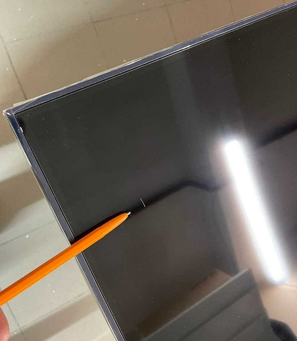 Телевизор Безрамный: 65 