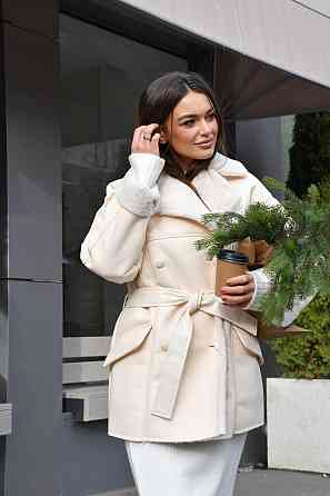 Женская стильная двубортная дубленка под пояс Одесса