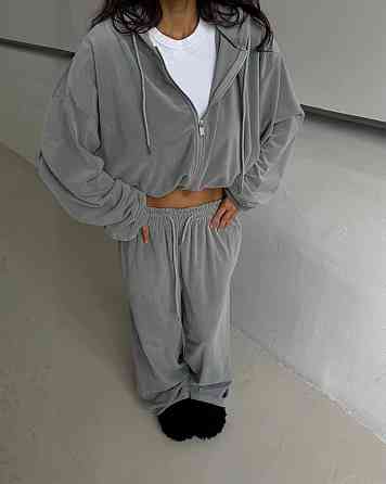 Женский повседневный трендовый велюровый костюм Серый, 42/46 Одесса