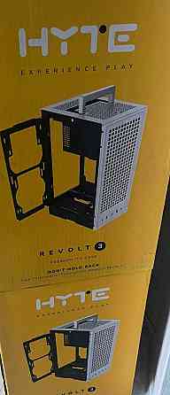Корпус Hyte Revolt 3 Premium ITX Small Form Factor. Харків