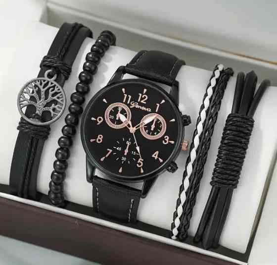 Подарочный набор для мужчин: наручные часы с 4 ориг. браслетами- диам 4см, длин 24см, шир рем 2см, без коробки Киев