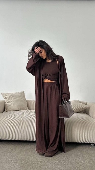 Женский комфортный стильный костюм тройка из натуральной вискозы Шоколад Одесса - изображение 3