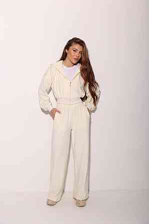 Женский прогулочный костюм двойка: кофта на молнии и брюки велюр Молочный, 48/52 Одесса