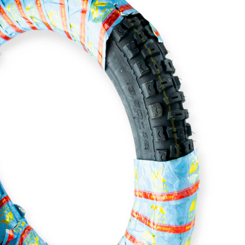 Шина 3.50-18 камерка GAMA (шип) 1 вид мото Мукачево - фото 1